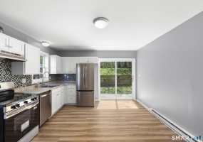 100 Meriden, Waterbury, 06705, 2 Bedrooms Bedrooms, 0 ,1 BathroomBathrooms,Residential Rental,For Sale,Meriden,0,24169097
