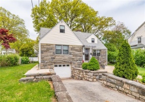 21 Hirsch, Stamford, 06905, 6 Bedrooms Bedrooms, 0 ,3 BathroomsBathrooms,Multi-family For Sale,For Sale,Hirsch,0,24166172 21 Hirsch, Stamford, 06905, 6 Bedrooms Bedrooms, 0 ,3 BathroomsBathrooms,Multi-family For Sale,For Sale,Hirsch,0,24166172