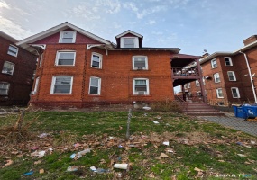 69 Babcock, Hartford, 06106, 6 Bedrooms Bedrooms, 0 ,3 BathroomsBathrooms,Multi-family For Sale,For Sale,Babcock,0,24169661