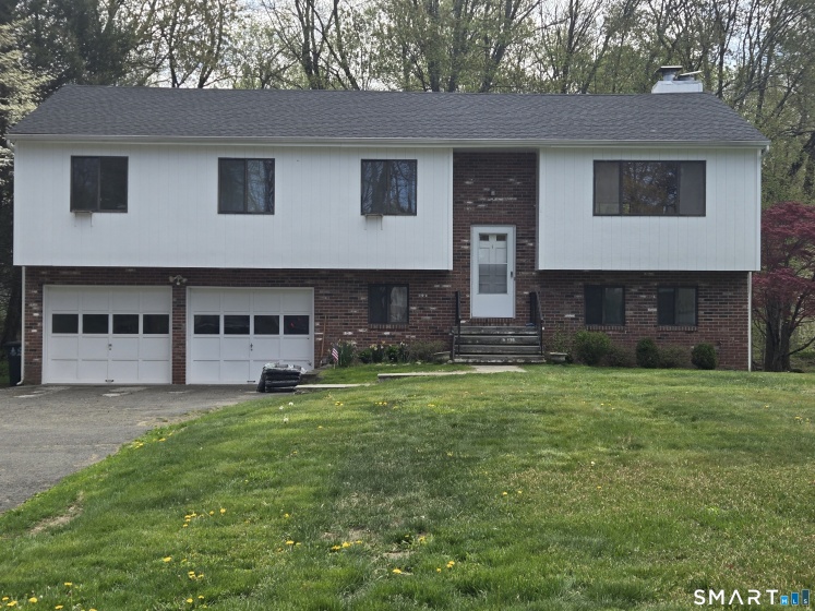 17 Loughran, Stamford, 06902, 4 Bedrooms Bedrooms, 0 ,2 BathroomsBathrooms,Residential Rental,For Sale,Loughran,0,24169332