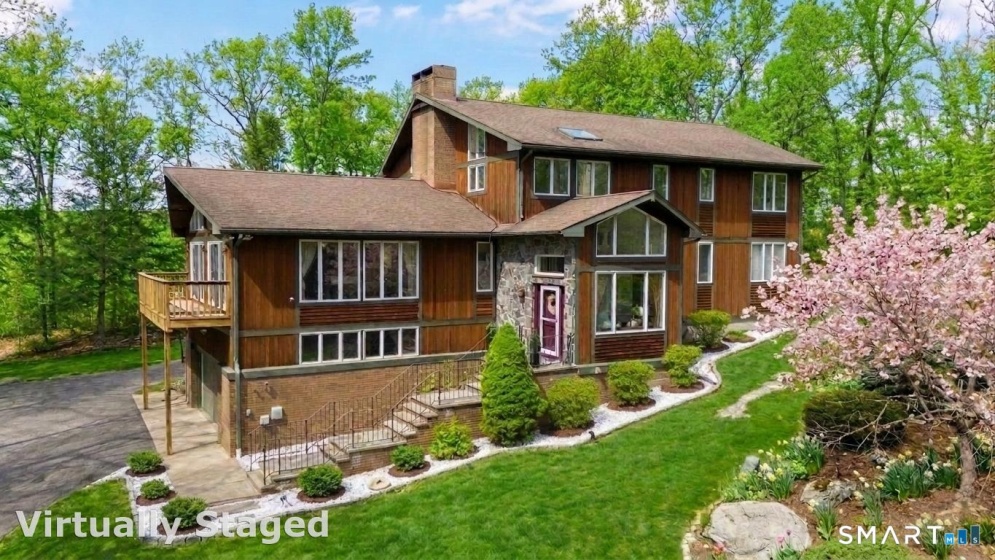 81 Georges, Monroe, 06468, 5 Bedrooms Bedrooms, 0 ,4 BathroomsBathrooms,Single Family For Sale,For Sale,Georges,0,24170285