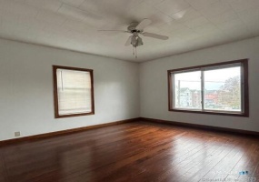 15 Wakefield, New Britain, 06053, 2 Bedrooms Bedrooms, 0 ,2 BathroomsBathrooms,Residential Rental,For Sale,Wakefield,0,24170744