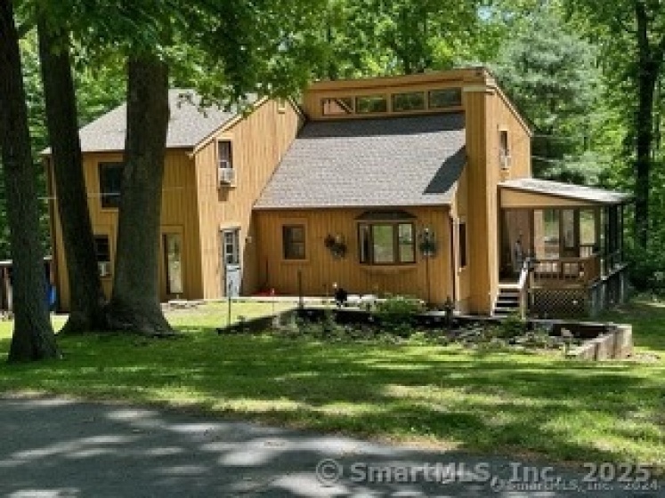 202 Crane Hollow, Bethlehem, 06751, 3 Bedrooms Bedrooms, 0 ,2 BathroomsBathrooms,Single Family For Sale,For Sale,Crane Hollow,0,24171289