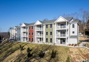 401 Albany, Canton, 06019, 2 Bedrooms Bedrooms, 0 ,1 BathroomBathrooms,Residential Rental,For Sale,Albany,0,24171118