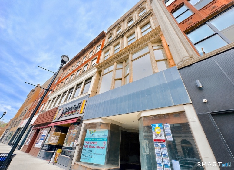 105 Bank, Waterbury, 06702, 1 Bedroom Bedrooms, 0 ,1 BathroomBathrooms,Residential Rental,For Sale,Bank,0,24096239