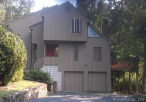 28 Punch Bowl, Westport, 06880, 3 Bedrooms Bedrooms, 0 ,2 BathroomsBathrooms,Residential Rental,For Sale,Punch Bowl,0,24168423