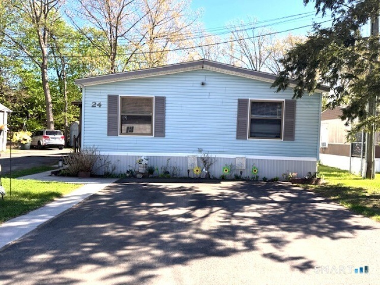 217 Dunham, Southington, 06489, 3 Bedrooms Bedrooms, 0 ,2 BathroomsBathrooms,Single Family For Sale,For Sale,Dunham,0,24170819