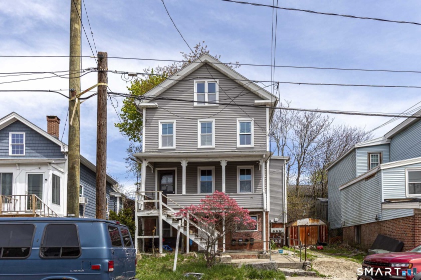 71 Blackhall, New London, 06320, 4 Bedrooms Bedrooms, 0 ,3 BathroomsBathrooms,Multi-family For Sale,For Sale,Blackhall,0,24172041
