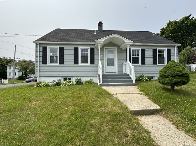 11 Colony, Stratford, 06615, 4 Bedrooms Bedrooms, 0 ,2 BathroomsBathrooms,Residential Rental,For Sale,Colony,0,24172118