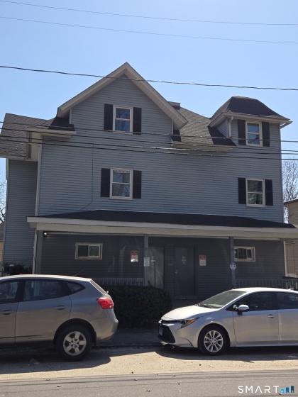 133 Hillside, Waterbury, 06710, 13 Bedrooms Bedrooms, 0 ,11 BathroomsBathrooms,Multi-family For Sale,For Sale,Hillside,0,24164287