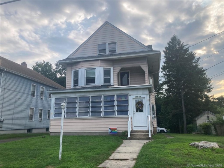 193-195 Wolcott Hill, Wethersfield, 06109, 6 Bedrooms Bedrooms, 0 ,2 BathroomsBathrooms,Multi-family For Sale,For Sale,Wolcott Hill,0,24172867