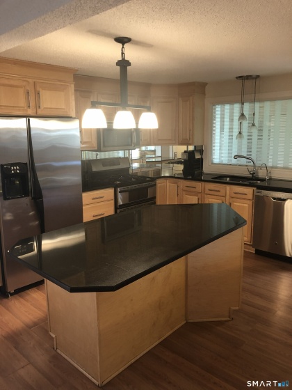 311 Racebrook, Orange, 06477, 2 Bedrooms Bedrooms, 0 ,2 BathroomsBathrooms,Residential Rental,For Sale,Racebrook,0,24172979