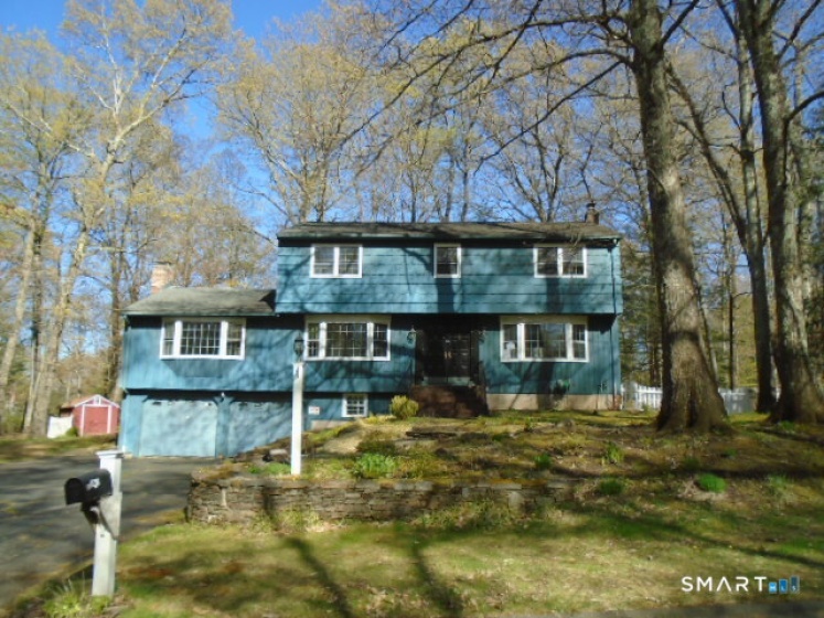 2 Fairfield, Simsbury, 06070, 4 Bedrooms Bedrooms, 0 ,2 BathroomsBathrooms,Single Family For Sale,For Sale,Fairfield,0,24173116