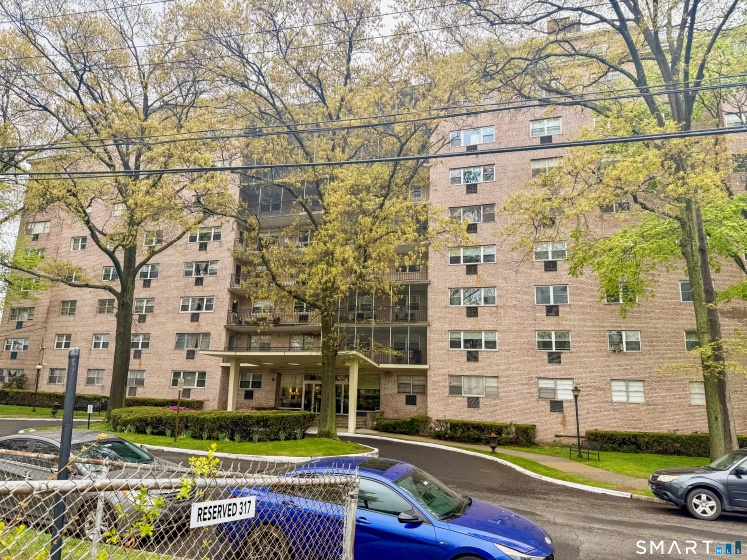 25 Cartright, Bridgeport, 06604, 2 Bedrooms Bedrooms, 0 ,2 BathroomsBathrooms,Condo/co-op For Sale,For Sale,Cartright,0,24172437