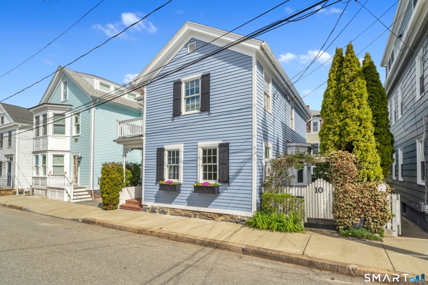 10 Trumbull, Stonington, 06378, 2 Bedrooms Bedrooms, 0 ,2 BathroomsBathrooms,Single Family For Sale,For Sale,Trumbull,0,24172409