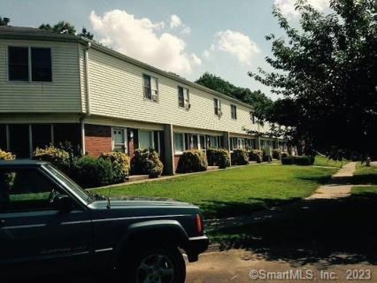 663 Newhall, Hamden, 06517, 2 Bedrooms Bedrooms, 0 ,1 BathroomBathrooms,Residential Rental,For Sale,Newhall,0,24174196
