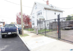 19 Morris, New Haven, 06519, 5 Bedrooms Bedrooms, 0 ,2 BathroomsBathrooms,Multi-family For Sale,For Sale,Morris,0,24174368 19 Morris, New Haven, 06519, 5 Bedrooms Bedrooms, 0 ,2 BathroomsBathrooms,Multi-family For Sale,For Sale,Morris,0,24174368