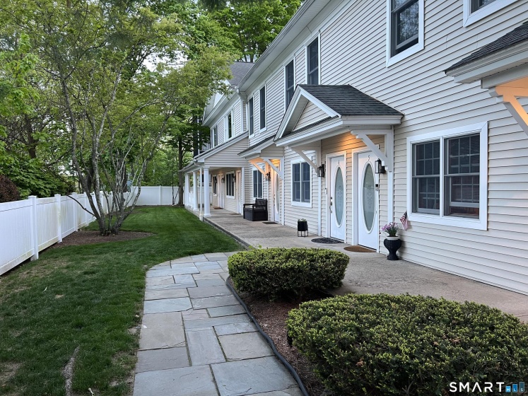 20 Cross, Westport, 06605, 2 Bedrooms Bedrooms, 0 ,2 BathroomsBathrooms,Condo/co-op For Sale,For Sale,Cross,0,24173665