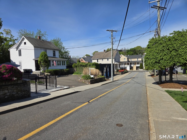 31 franklin, Westport, 06880, 8 Bedrooms Bedrooms, 0 ,2 BathroomsBathrooms,Multi-family For Sale,For Sale,franklin,0,24174545
