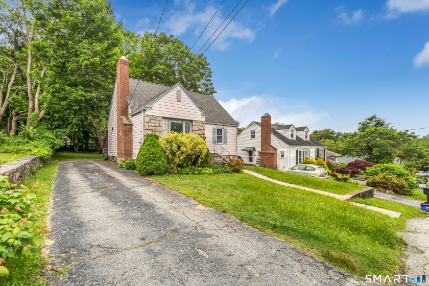 214 Thames, New London, 06320, 3 Bedrooms Bedrooms, 0 ,2 BathroomsBathrooms,Single Family For Sale,For Sale,Thames,0,24174679