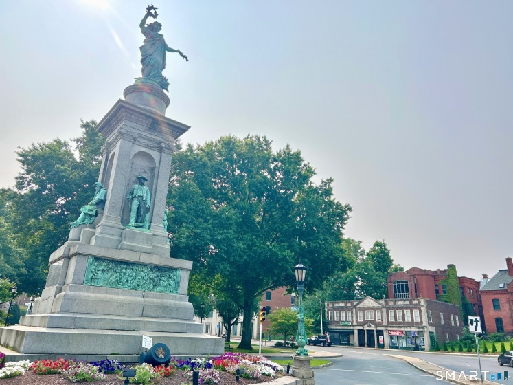 135 Main, Waterbury, 06702, 1 Bedroom Bedrooms, 0 ,1 BathroomBathrooms,Residential Rental,For Sale,Main,0,24074420