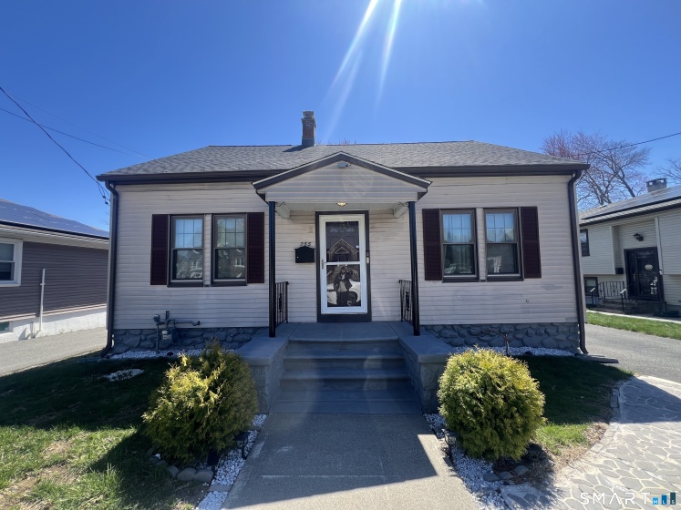 755 Congress, Waterbury, 06708, 3 Bedrooms Bedrooms, 0 ,1 BathroomBathrooms,Single Family For Sale,For Sale,Congress,0,24175005