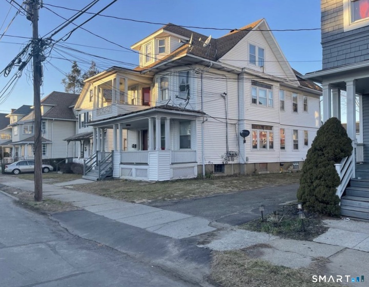 95 Ashley, Bridgeport, 06610, 8 Bedrooms Bedrooms, 0 ,3 BathroomsBathrooms,Multi-family For Sale,For Sale,Ashley,0,24175066