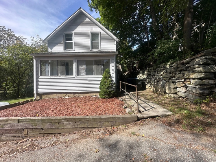 1 George, Norwich, 06360, 3 Bedrooms Bedrooms, 0 ,2 BathroomsBathrooms,Multi-family For Sale,For Sale,George,0,24128242