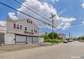 156 Columbia, Bridgeport, 06604, 8 Bedrooms Bedrooms, 0 ,5 BathroomsBathrooms,Multi-family For Sale,For Sale,Columbia,0,24174079