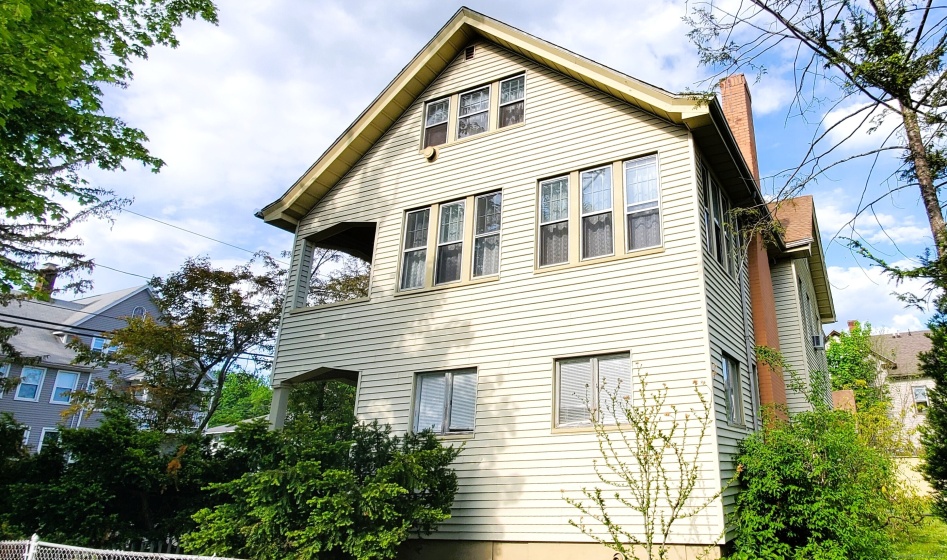 42 Vance, New Britain, 06052, 2 Bedrooms Bedrooms, 0 ,1 BathroomBathrooms,Residential Rental,For Sale,Vance,0,24175410