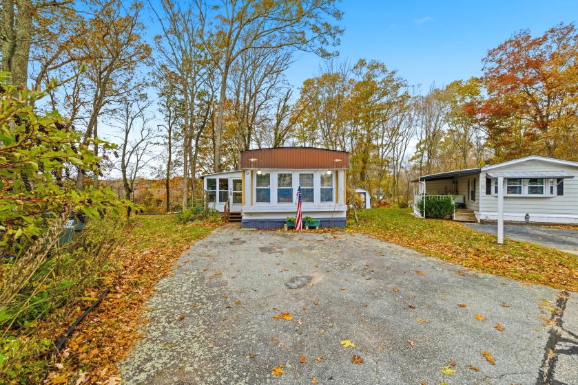 28 Golden, Stonington, 06378, 2 Bedrooms Bedrooms, 0 ,1 BathroomBathrooms,Single Family For Sale,For Sale,Golden,0,24175327