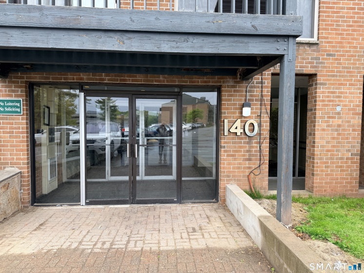 140 Kane, West Hartford, 06119, 2 Bedrooms Bedrooms, 0 ,2 BathroomsBathrooms,Residential Rental,For Sale,Kane,0,24174840