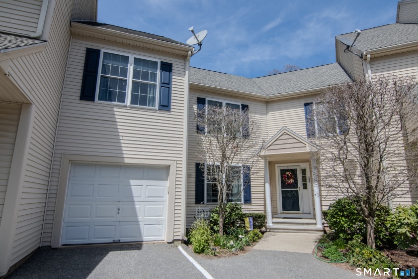 80 Perry, Putnam, 06260, 3 Bedrooms Bedrooms, 0 ,2 BathroomsBathrooms,Condo/co-op For Sale,For Sale,Perry,0,24171573