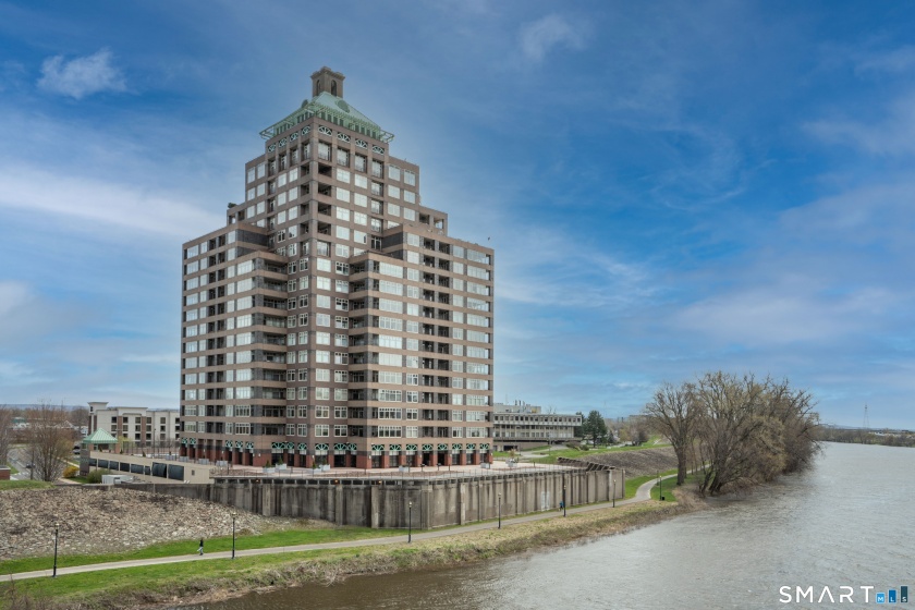 235 River, East Hartford, 06108, 3 Bedrooms Bedrooms, 0 ,2 BathroomsBathrooms,Condo/co-op For Sale,For Sale,River,0,24175581