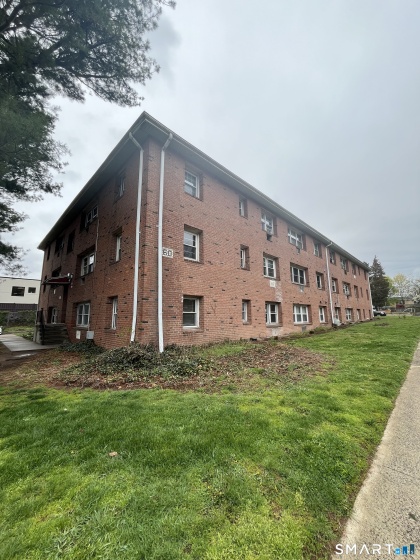 40 Donna, New Haven, 06513, 2 Bedrooms Bedrooms, 0 ,1 BathroomBathrooms,Condo/co-op For Sale,For Sale,Donna,0,24170704