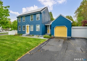 5 Bentley, Manchester, 06040, 3 Bedrooms Bedrooms, 0 ,1 BathroomBathrooms,Single Family For Sale,For Sale,Bentley,0,24176010