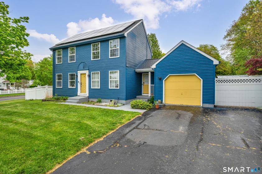 5 Bentley, Manchester, 06040, 3 Bedrooms Bedrooms, 0 ,1 BathroomBathrooms,Single Family For Sale,For Sale,Bentley,0,24176010