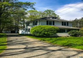 287 Main, North Canaan, 06018, 3 Bedrooms Bedrooms, 0 ,1 BathroomBathrooms,Single Family For Sale,For Sale,Main,0,24172528
