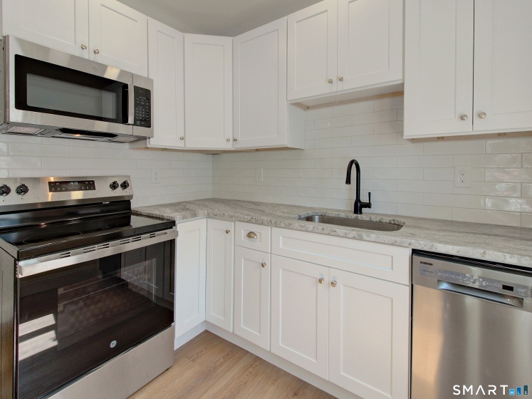 16 benham, Groton, 06340, 2 Bedrooms Bedrooms, 0 ,1 BathroomBathrooms,Residential Rental,For Sale,benham,0,24176545