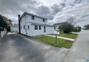 40 Portland, Old Lyme, 06371, 7 Bedrooms Bedrooms, 0 ,3 BathroomsBathrooms,Multi-family For Sale,For Sale,Portland,0,24176261