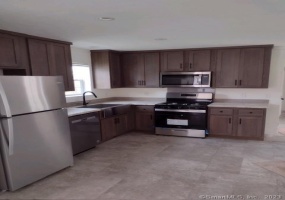 936 Main, Winchester, 06098, 2 Bedrooms Bedrooms, 0 ,2 BathroomsBathrooms,Residential Rental,For Sale,Main,0,24176854