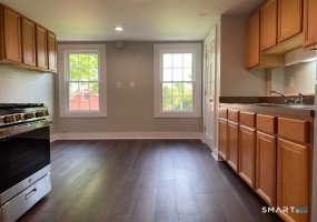 489 Middle, Manchester, 06040, 3 Bedrooms Bedrooms, 0 ,1 BathroomBathrooms,Residential Rental,For Sale,Middle,0,24176675