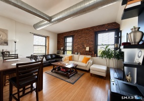 881 Lafayette, Bridgeport, 06604, 2 Bedrooms Bedrooms, 0 ,1 BathroomBathrooms,Condo/co-op For Sale,For Sale,Lafayette,0,24176919