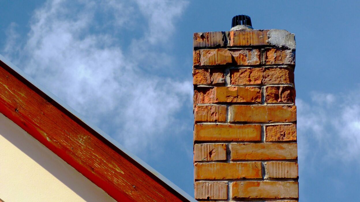 Five Warning Signs Your Chimney Needs Repair