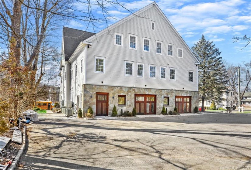 2 Hollyhock Road, Wilton, Connecticut 06897, 1 Bedroom Bedrooms, ,1 BathroomBathrooms,Residential Rental,For Sale,Hollyhock,170614430